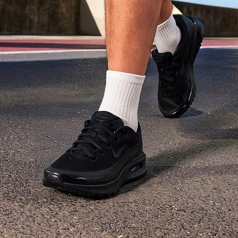 Nike Men's Air Max Casual Shoe - огляд і ціна Men'S Shoes Nike Air Max